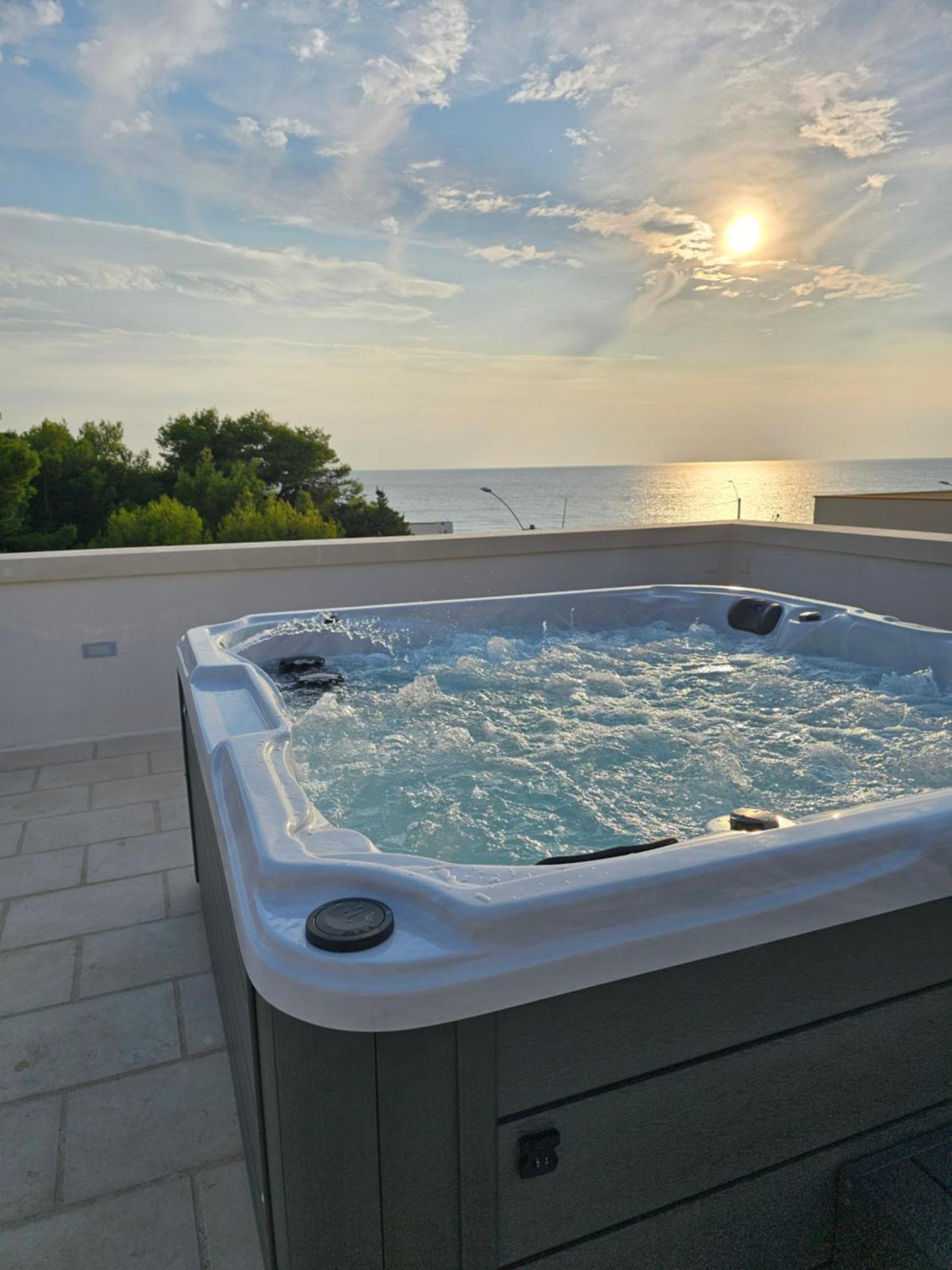 Costiero Elegant Suites B&B Gallipoli Bagian luar foto