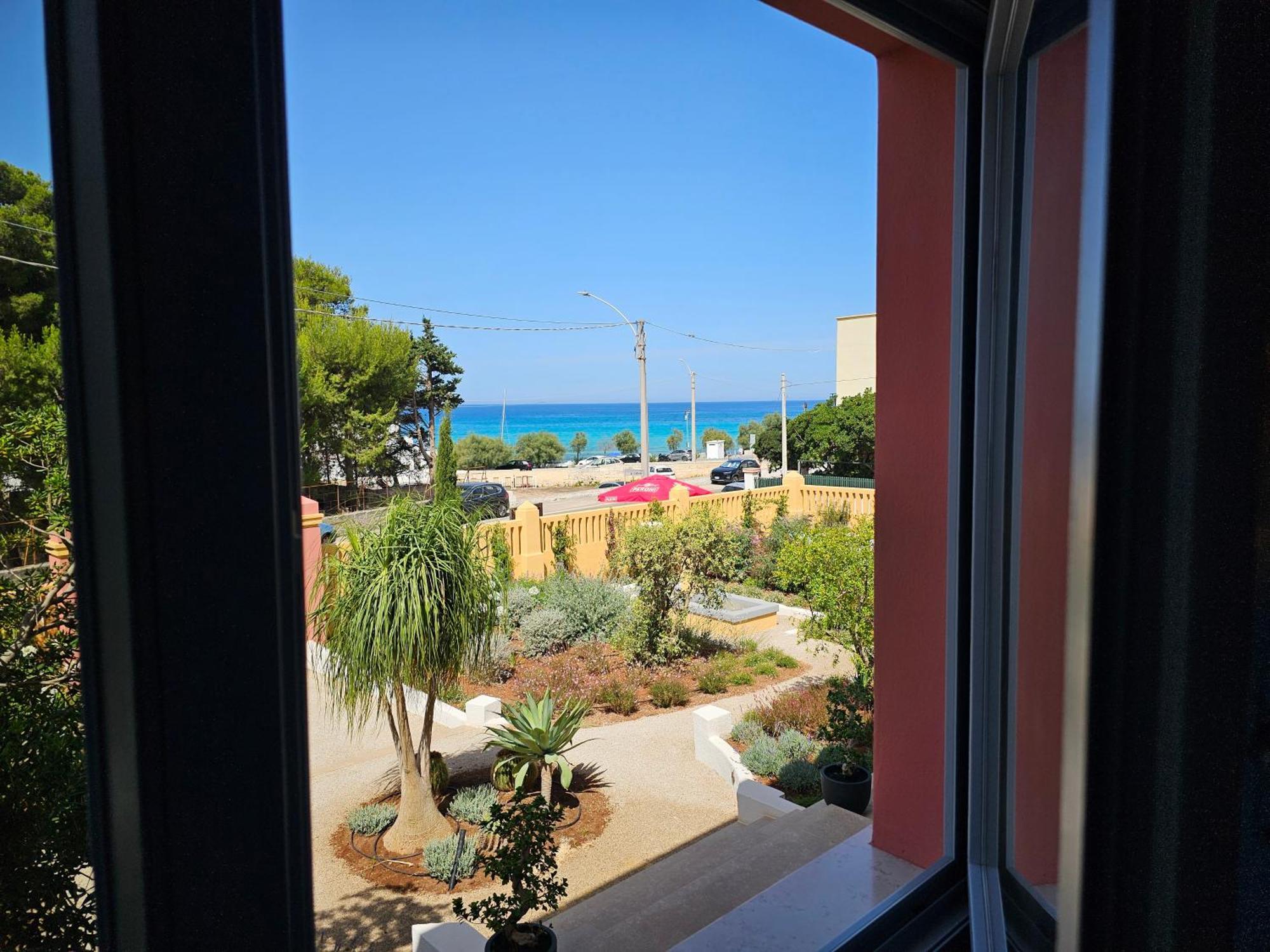 Costiero Elegant Suites B&B Gallipoli Bagian luar foto