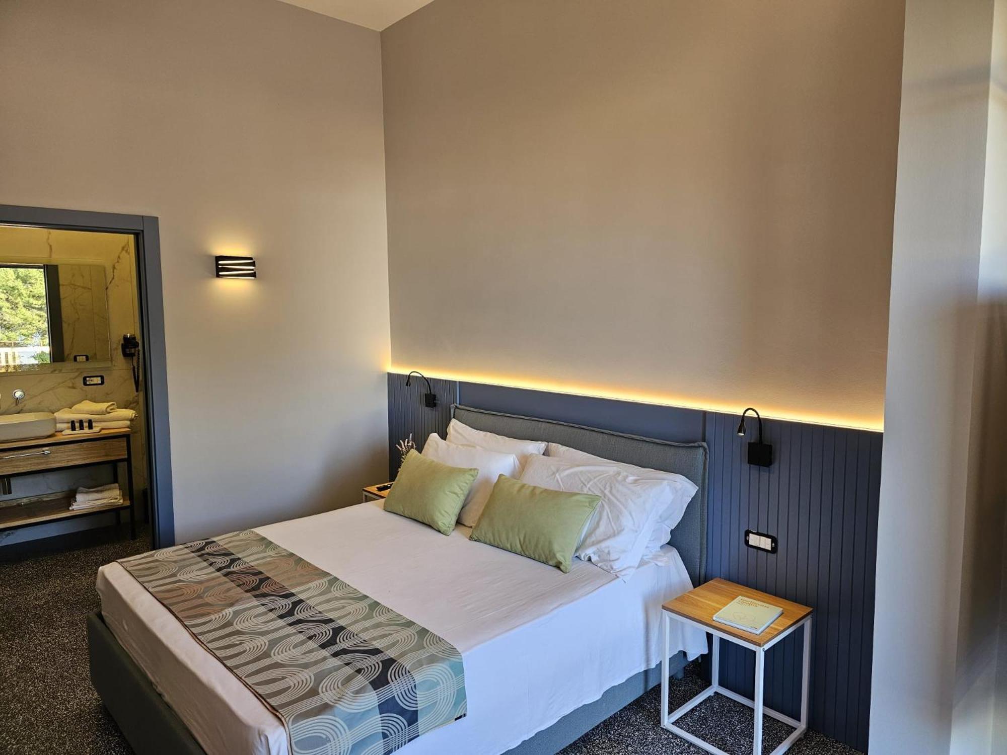 Costiero Elegant Suites B&B Gallipoli Bagian luar foto
