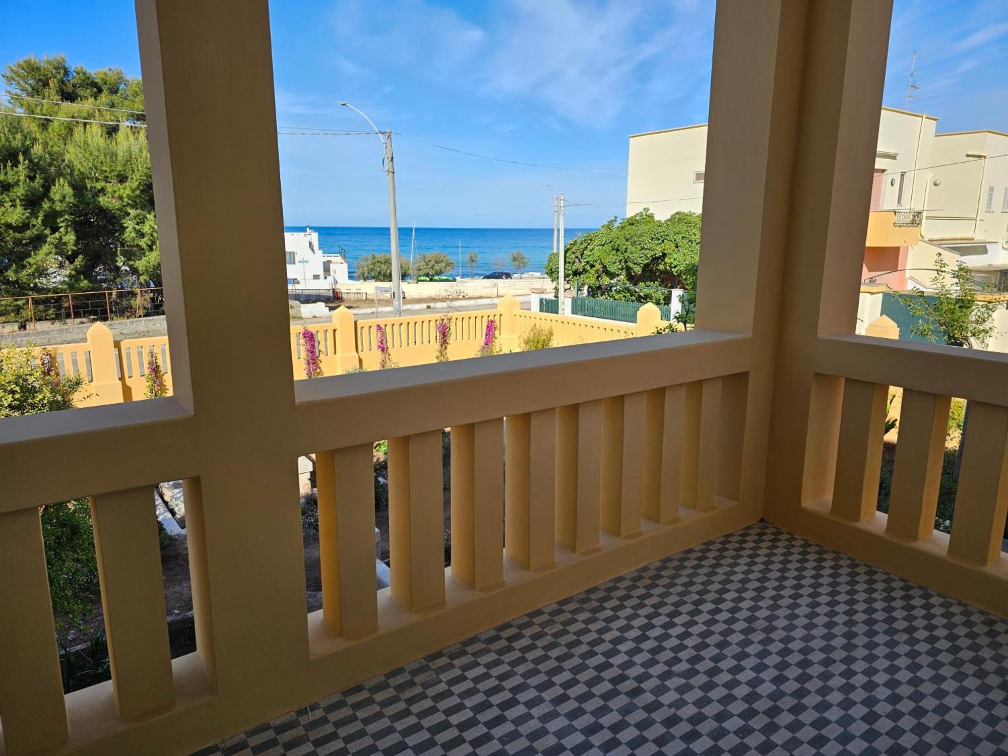 Costiero Elegant Suites B&B Gallipoli Bagian luar foto